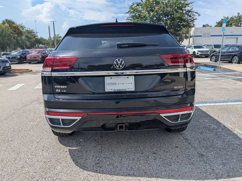 Used 2021 Volkswagen Atlas Cross Sport SE AWD/4WD image 5