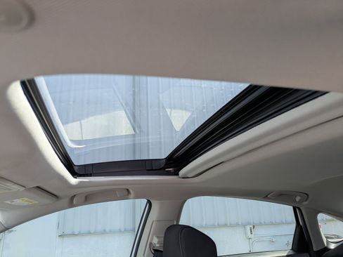 Used 2025 Honda Accord SE image 16