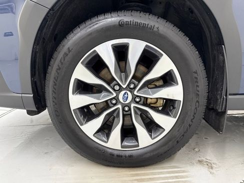 Certified 2024 Subaru Outback Limited image 9