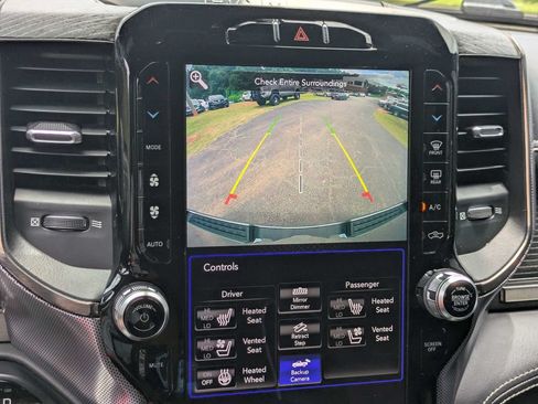 Used 2019 RAM 1500 Limited w/ Body Color Bumper Group AWD/4WD image 21