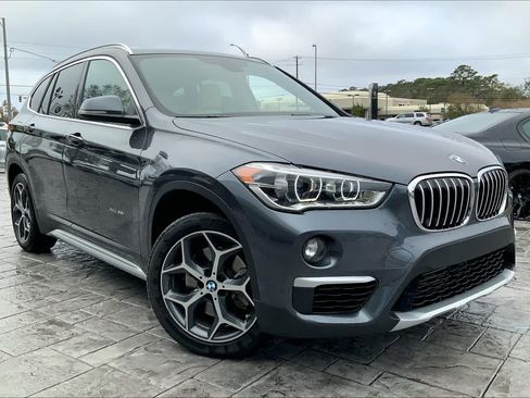 Used 2017 BMW X1 xDrive28i AWD/4WD image 2