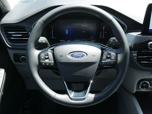 Used 2024 Ford Escape Active AWD/4WD image 16