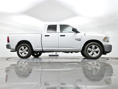 Used 2024 RAM 1500 Classic SLT image 16