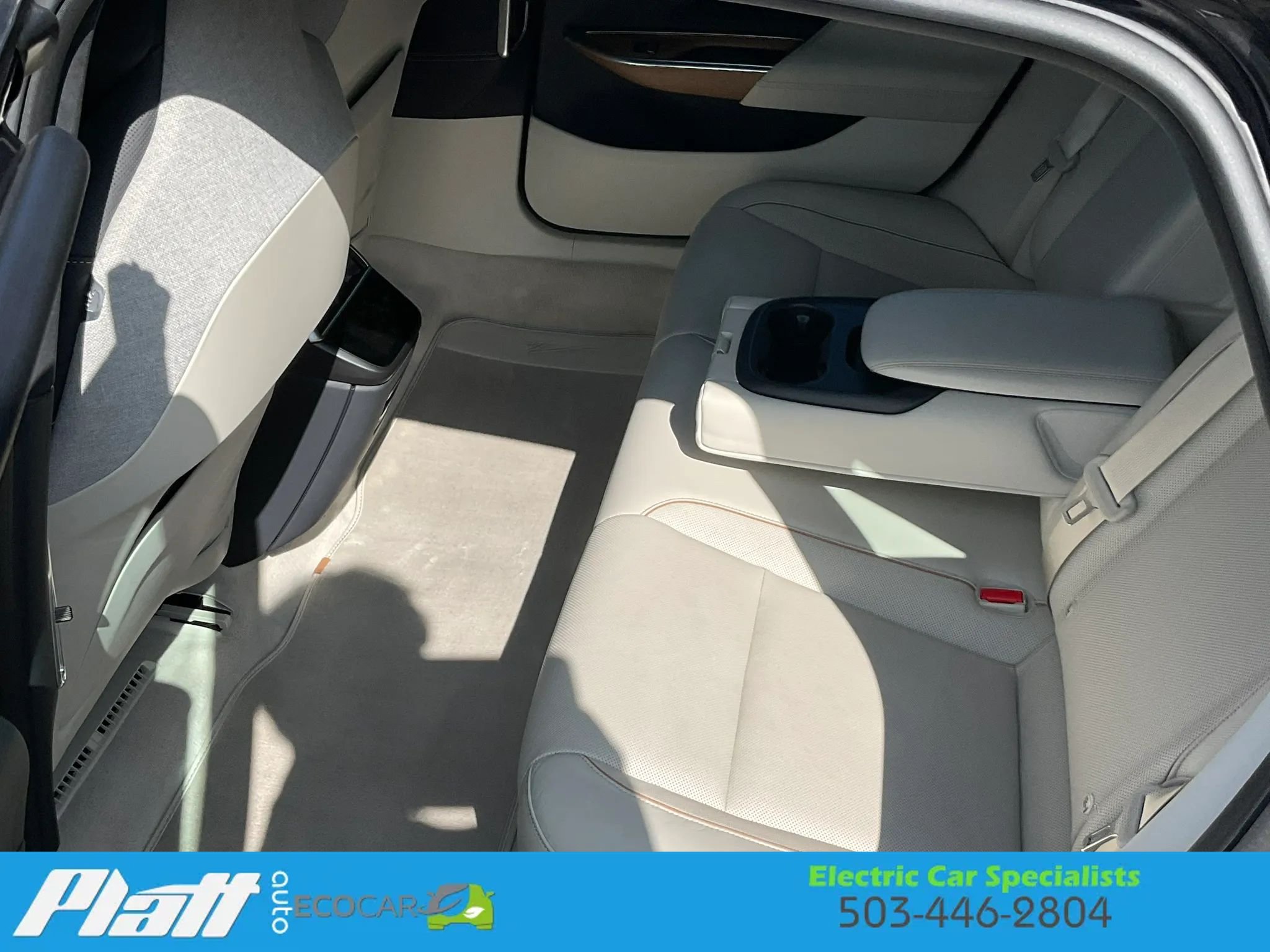 Used 2024 Lucid Air Touring AWD/4WD image 37