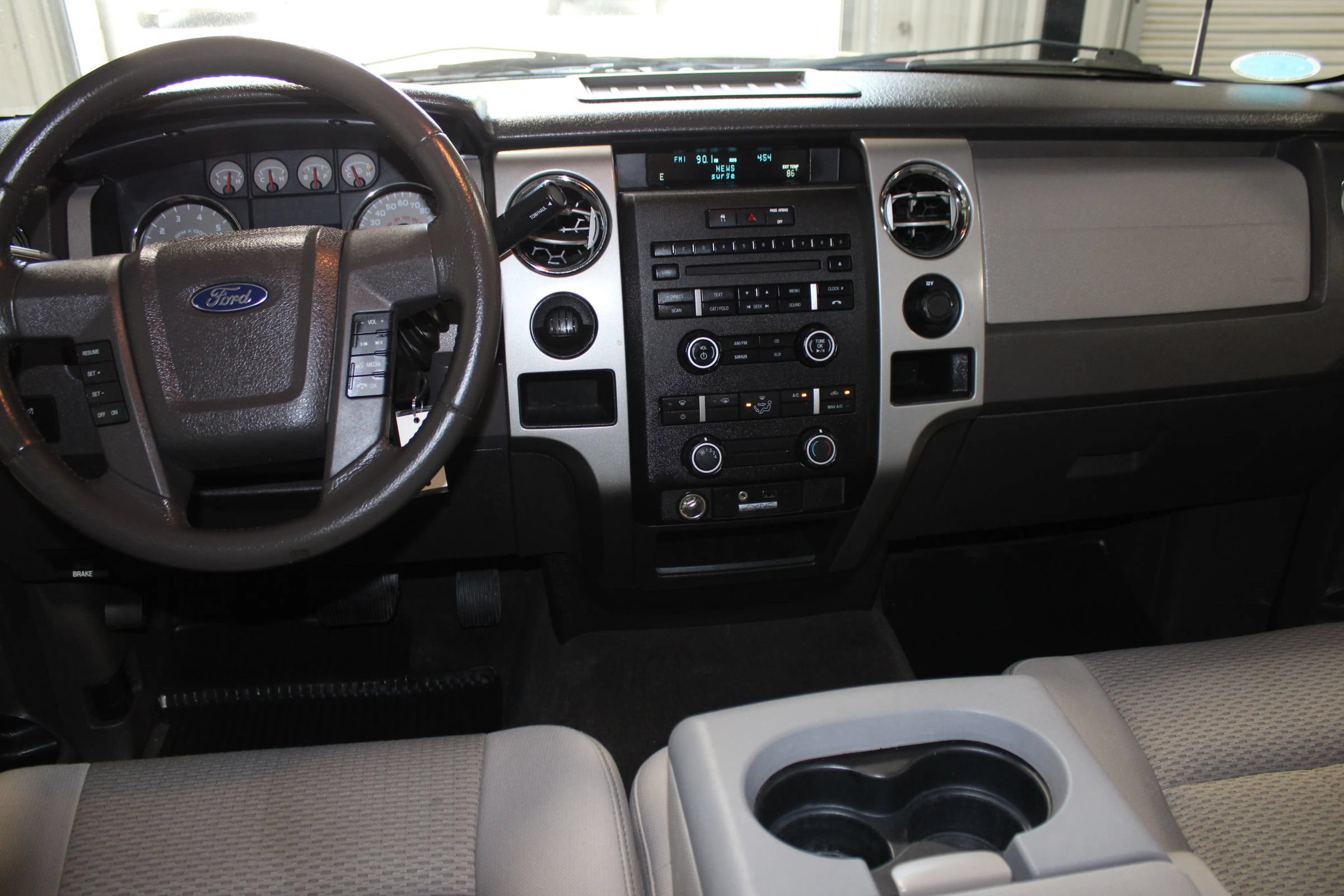 Used 2010 Ford F150 XLT RWD image 15