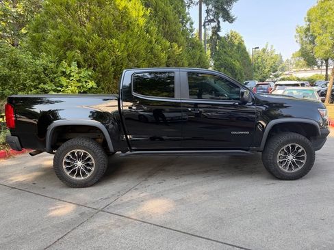 Used 2018 Chevrolet Colorado ZR2 AWD/4WD image 2