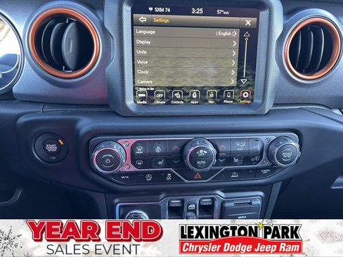 Used 2021 Jeep Gladiator Mojave image 18