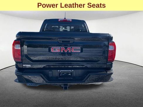 Certified 2024 GMC Canyon Denali w/ LPO, Denali Black Edition AWD/4WD image 13