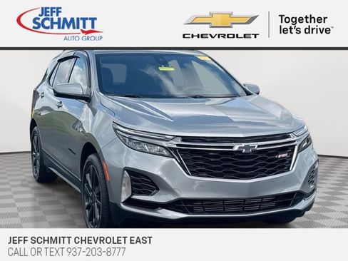 Certified 2023 Chevrolet Equinox RS FWD image 1