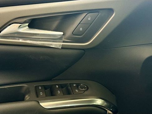 New 2026 Chevrolet Traverse LT w/ LPO, Floor Liner Package image 19