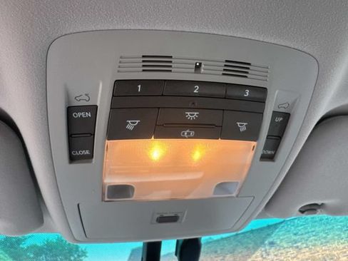 Used 2010 Lexus RX 450h AWD image 23