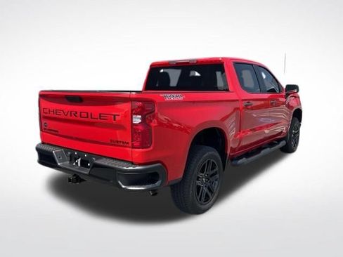 Used 2024 Chevrolet Silverado 1500 Custom Trail Boss w/ Turbomax Blackout Package AWD/4WD image 15