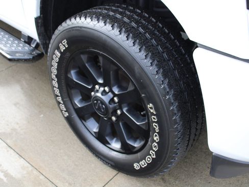 Used 2023 RAM 2500 Laramie w/ Night Edition image 37