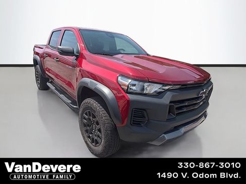 Used 2023 Chevrolet Colorado Trail Boss AWD/4WD image 1