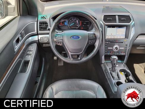 Used 2018 Ford Explorer Limited image 19