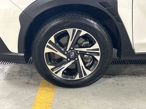 Certified 2024 Subaru Crosstrek 2.0i Premium image 10