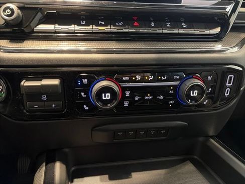 New 2026 Chevrolet Silverado 2500 ZR2 AWD/4WD image 24