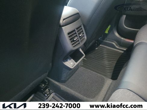 New 2026 Kia Seltos S FWD image 15