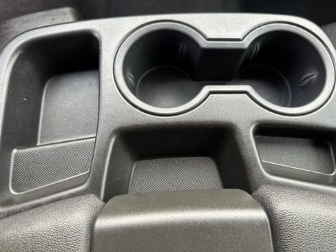 Used 2024 GMC Sierra 1500 Elevation image 32