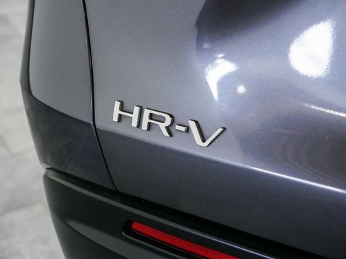 Used 2024 Honda HR-V LX image 10
