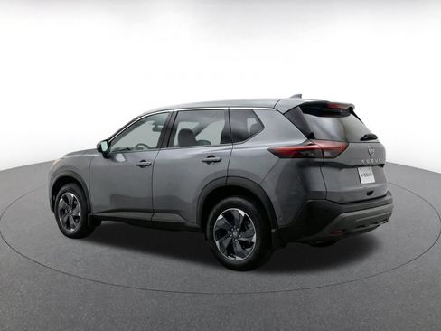 Used 2025 Nissan Rogue SV AWD/4WD image 7