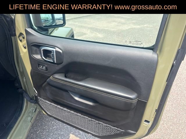 Used 2026 Jeep Wrangler Unlimited Sahara AWD/4WD image 37