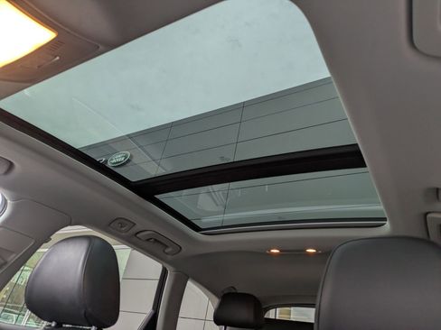 Used 2015 Audi A4 Premium Plus w/ Premium Plus Package image 23