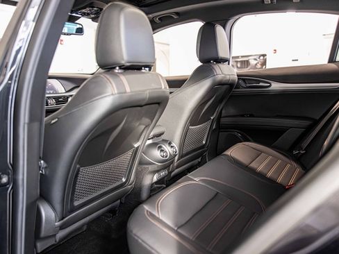 New 2025 Alfa Romeo Stelvio Sprint image 35