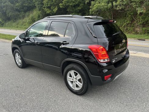 Used 2018 Chevrolet Trax LT AWD/4WD image 5