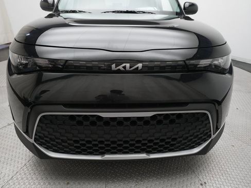 Certified 2023 Kia Soul LX w/ LX Technology Package image 21