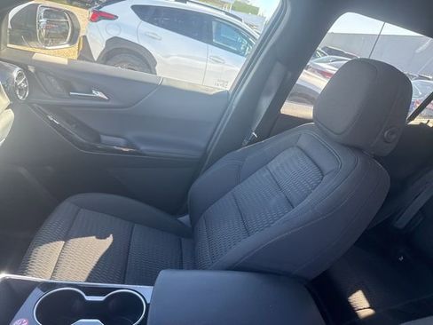 Used 2026 Chevrolet Equinox LT image 13