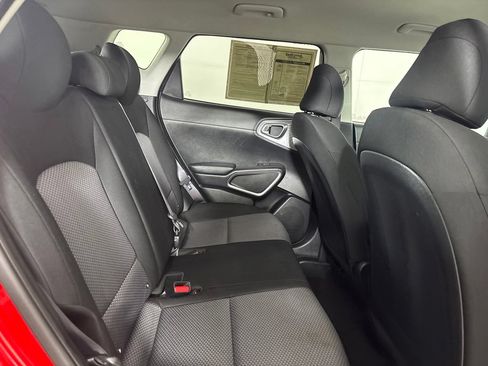 Used 2024 Kia Soul LX w/ Option Group 015 FWD image 25