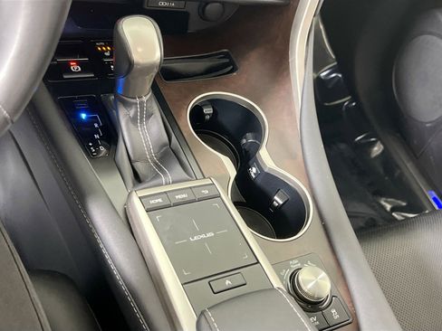 Used 2022 Lexus RX 450h AWD w/ Premium Package image 16