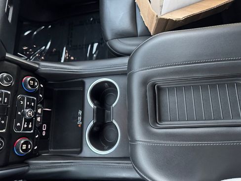 Used 2024 Chevrolet Tahoe LT image 22