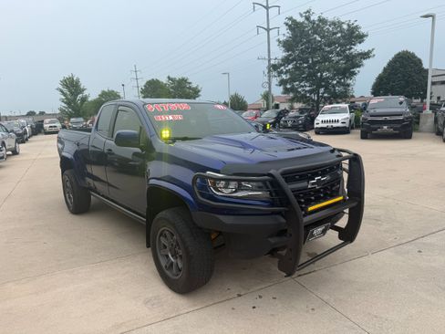 Used 2017 Chevrolet Colorado ZR2 AWD/4WD image 2