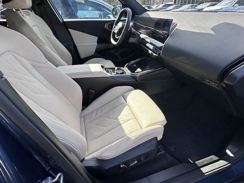 Used 2025 BMW X3 xDrive30i w/ Premium Package image 8