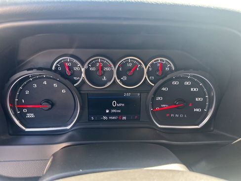 Used 2021 Chevrolet Silverado 2500 LT w/ Convenience Package AWD/4WD image 18