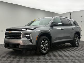 Used 2026 Chevrolet Traverse LT w/ Driver Confidence Package FWD video 2