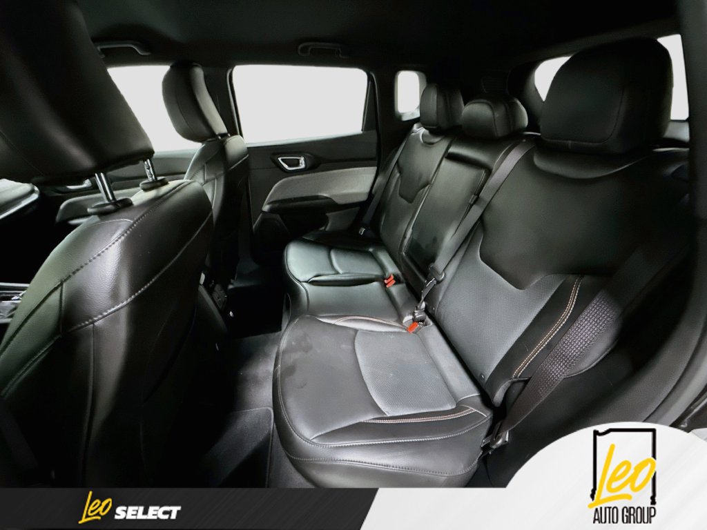Used 2023 Jeep Compass Latitude AWD/4WD image 26