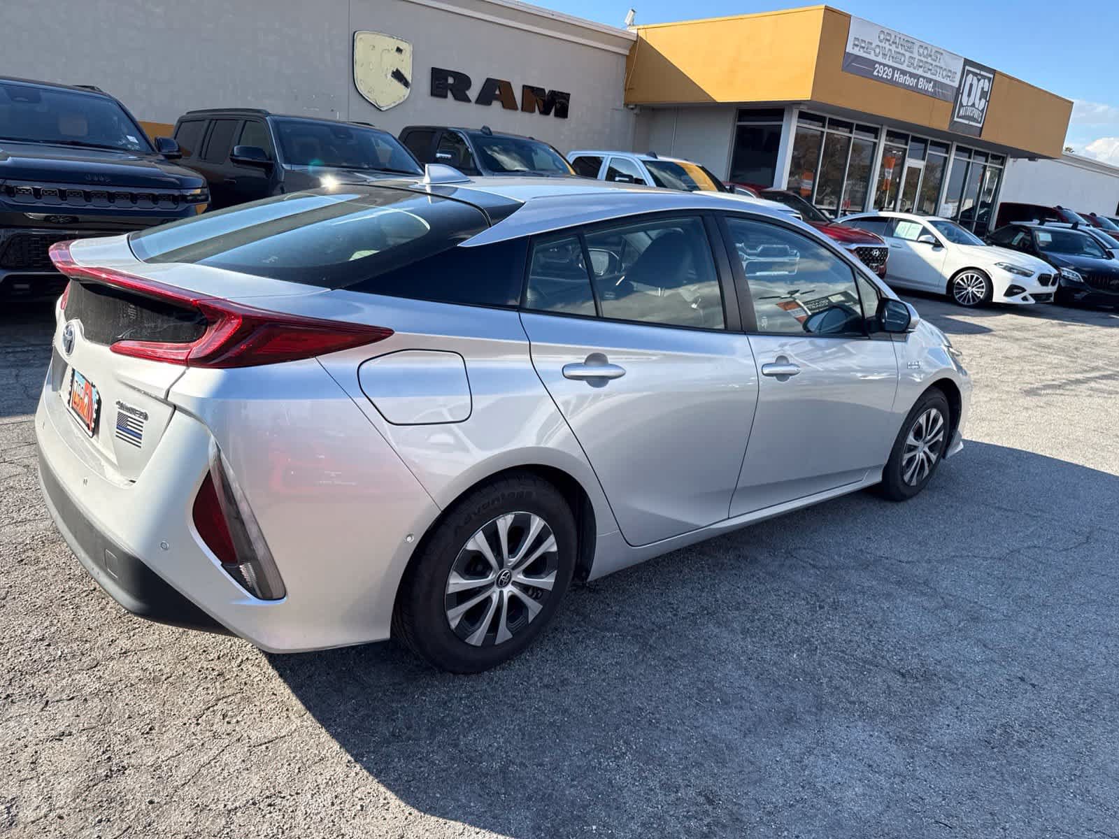 Used 2021 Toyota Prius Prime Limited FWD image 12