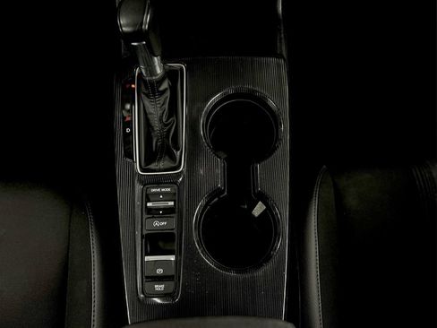 Used 2025 Honda Civic Sport image 25