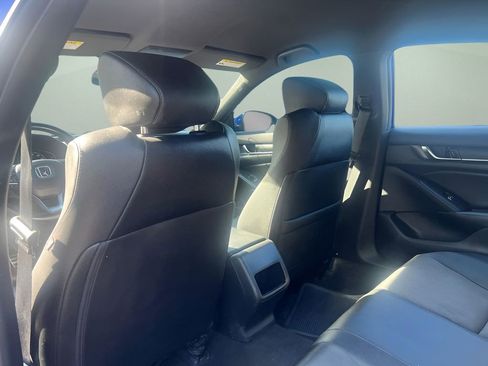 Used 2020 Honda Accord Sport image 11