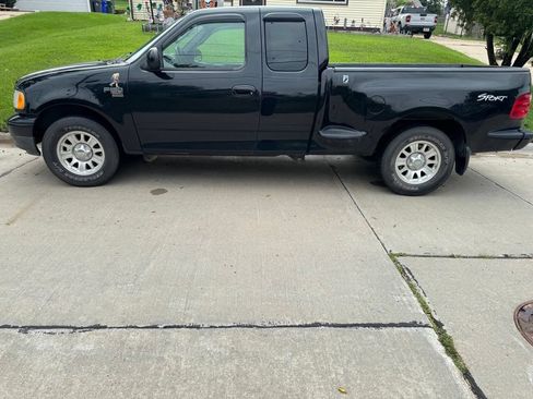 Used 2003 Ford F150 XL RWD image 4