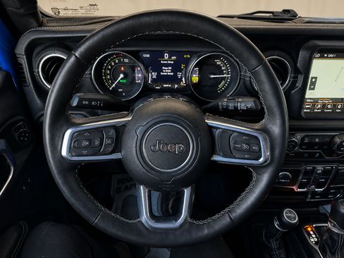 Certified 2023 Jeep Wrangler Unlimited Sahara w/ Cold Weather Group AWD/4WD image 3