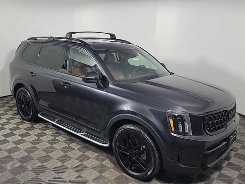 Certified 2025 Kia Telluride EX X-Line AWD/4WD image 2