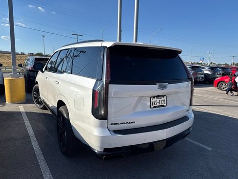 Used 2021 Cadillac Escalade Premium Luxury w/ Driver Assist Tech Package RWD image 5