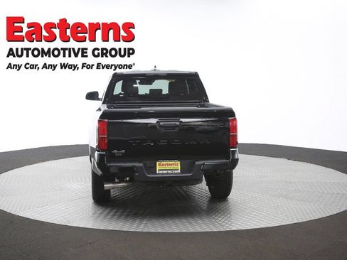 Used 2026 Toyota Tacoma SR5 AWD/4WD image 34