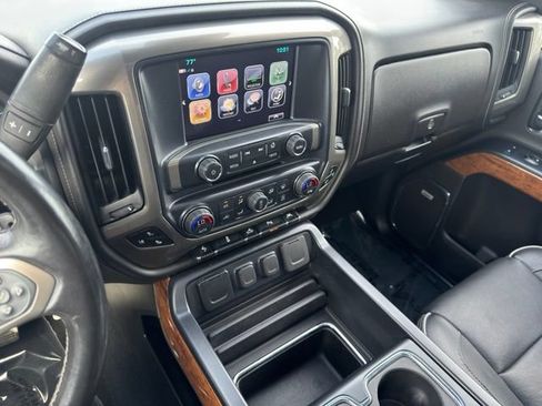 Used 2018 Chevrolet Silverado 1500 High Country AWD/4WD image 16