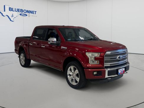 Used 2015 Ford F150 Platinum w/ Equipment Group 701A Luxury AWD/4WD image 3