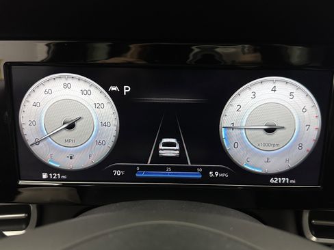 Used 2022 Hyundai Elantra SEL w/ Convenience Package FWD image 16
